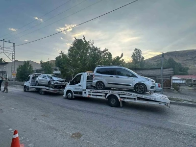 Sarıkamış’ta trafik kazası: 1’i çocuk 5 yaralı

