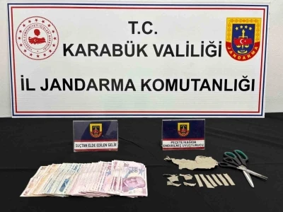 Şarj aletine gizlenmiş uyuşturucu madde ele ge&ccedil;irildi
