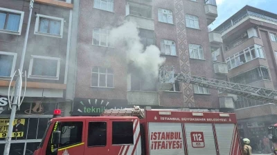 Şarjda unutulan telefon evde yangına neden oldu
