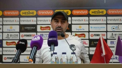 Sedat Ağçay: &quot;Hak ettiğimiz 3 puanı alamadık&quot;
