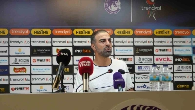 Sedat Ağçay: &quot;İstatistik anlamında iyiyiz ama futbolda gol olmayınca bir anlam taşımıyor&quot;

