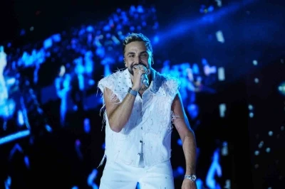 Sefo ile Manisa K&uuml;lt&uuml;r Yolu Festivaline muhteşem final
