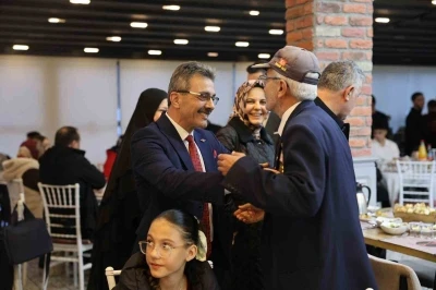 Şehit aileleri ve gaziler Erenler&rsquo;de iftarda buluştu
