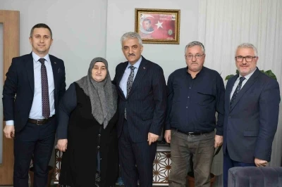 Şehit ailelerini yalnız bırakmıyor
