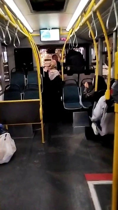 Şehit babasına &quot;dilenci&quot; diye hakaret edip, darbetmeye kalktı
