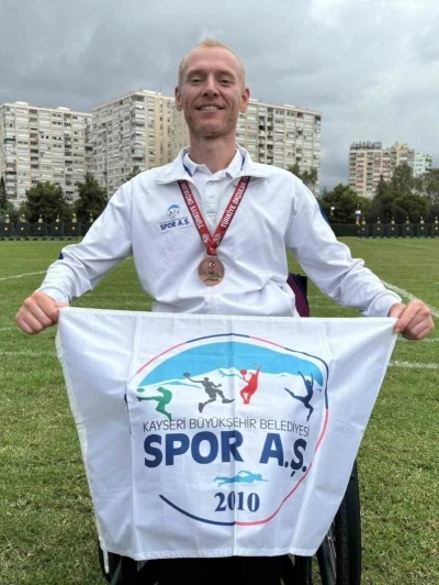 Şehit Kemikkıran’dan bronz madalya
