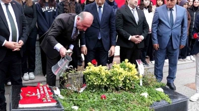 Şehit Öğretmen Aybüke Yalçın kabri başında dualarla anıldı
