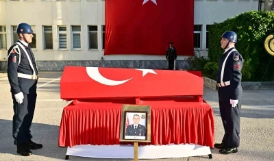 Şehit Uzman &Ccedil;avuş Mehmet Demirbaş i&ccedil;in Eskişehir&rsquo;de t&ouml;ren d&uuml;zenlendi
