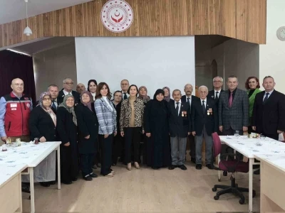 Şehit yakınları ve gaziler i&ccedil;in Ebru Sanatı kursu
