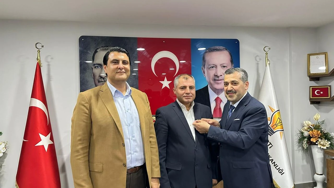 Şehitkamil Belediye Meclis üyesi O isim AK Parti’ye geçti…