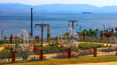 Şehrin stresine Darıca Millet Bah&ccedil;esi&rsquo;nde yeşil mola

