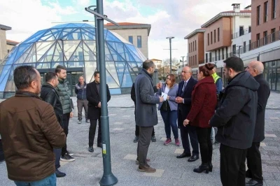 Şehrin yeni buluşma noktası; Suri&ccedil;i &Ccedil;arşısı hareketleniyor
