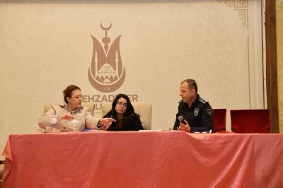 Şehzadeler&rsquo;de pazarcılar i&ccedil;in kura &ccedil;ekimi yapıldı
