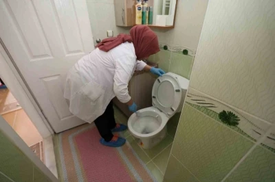 Şehzadeler&rsquo;de yaşlılar ve engellilerin evleri pırıl pırıl
