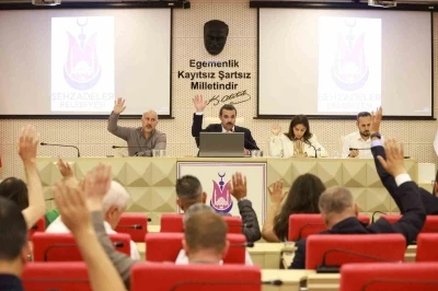 Şehzadeler Meclisi&rsquo;nde 18 karar birden
