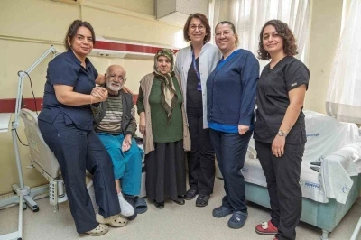 Şeker hastası 83 yaşındaki yaşlı adam amp&uuml;tasyondan son anda kurtuldu
