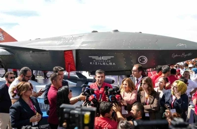 Selçuk Bayraktar’dan Netenyahu’ya tepki &quot;Bu meydanı dolduranlar bizi gururlandırıyor. Birilerini rahatsız ediyorsa varsın etsin&quot;
