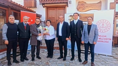 Sel&ccedil;uk Şirince&rsquo;de y&ouml;reye &ouml;zg&uuml; lezzetler uygulamalı olarak tanıtılıyor
