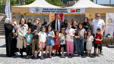 Sel&ccedil;uk &Uuml;niversitesinden Filistinli &ccedil;ocuklara sağlık ve dayanışma eli
