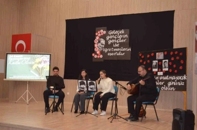 Selendi’de 24 Kasım Öğretmenler Günü kutlandı
