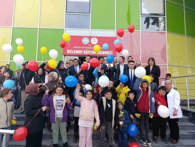 Selendi’de 3 Aralık Dünya Engelliler Günü kutlandı
