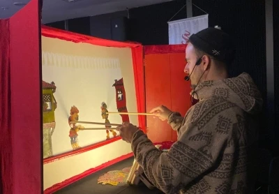 Selendi&rsquo;de minikler Hacivat-Karag&ouml;z ile buluştu
