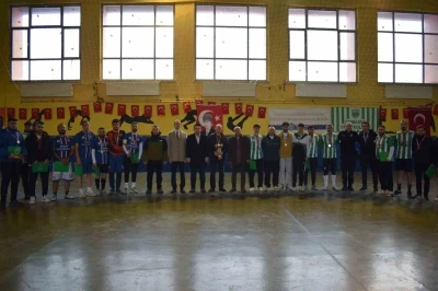 Şenkaya&rsquo;da salon futbolu coşkusu
