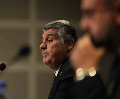 Serdal Adalı: "G&ouml;revimin başındayım ve m&uuml;cadele edeceğim"
