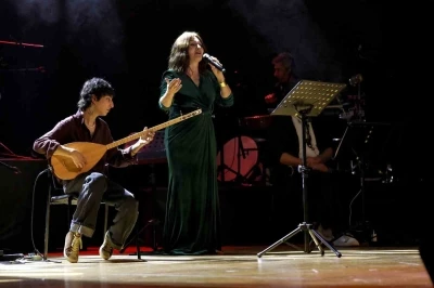 Serenad Bağcan ile &rsquo;Can Pazarı&rsquo;
