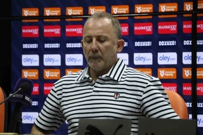 Sergen Yalçın: &quot;Umarım en kısa sürede toparlanıp hak ettiğimiz pozisyona gelebiliriz&quot;
