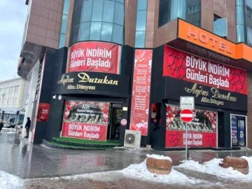 Sevgililer G&uuml;n&uuml; &ouml;ncesi Neşet Ertaş'lı kampanya