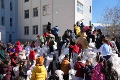 Seydikemer&rsquo;de Başkan Akdenizli, &ccedil;ocukların hayalini ger&ccedil;ekleştirdi
