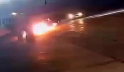 Seyir halindeki otomobil alevlere teslim oldu: O anlar kamerada
