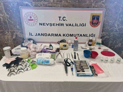 Seyyar dişçiyi kullandığı malzemeler ele verdi
