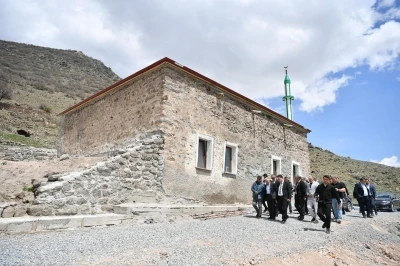 Seyyid Abdul İlyas Hazretleri t&uuml;rbesi restore ediliyor
