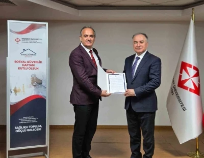 SGK&rsquo;dan Başkent &Uuml;niversitesi Adana Dr. Turgut Noyan Uygulama ve Araştırma Merkezi&rsquo;ne teşekk&uuml;r belgesi
