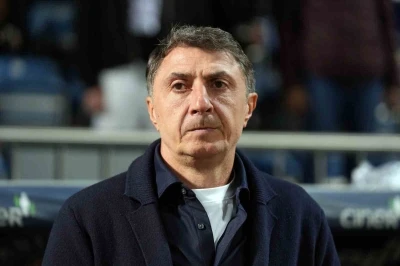 Shota Arveladze: &quot;Mağlubiyeti hak ettik&quot;
