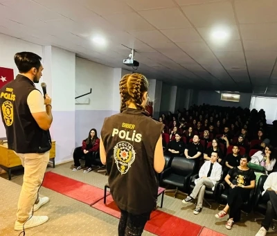 Siberay ekibinden öğrencilere siber güvenlik semineri
