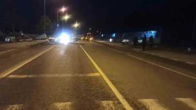 Şiddetli r&uuml;zgar &ccedil;atıları u&ccedil;urdu
