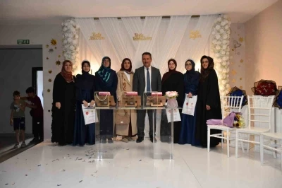 Şifa Kur&rsquo;an Kursu&rsquo;nda hafızlık sevinci yaşandı
