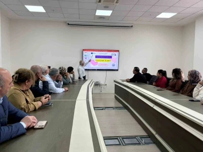 Sığınmacı kadınların başarı &ouml;yk&uuml;leri "Just Her" projesiyle g&ouml;r&uuml;n&uuml;r oluyor

