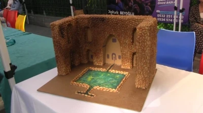 Siirt fıstığının kabuğu sanat eserine d&ouml;n&uuml;şt&uuml;
