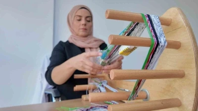 Siirt Olgunlaşma  Enstit&uuml;s&uuml;nden "Filistin" temalı kolye &ccedil;alışması
