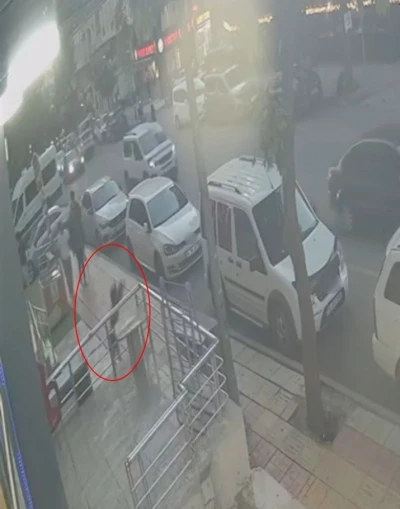Siirt&rsquo;te 2 yaşındaki &ccedil;ocuk birinci kattan d&uuml;şerek yaralandı
