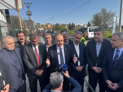 Siirt&rsquo;te 26 Noktada Yol Yenileme ve Asfalt &Ccedil;alışması Başladı