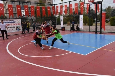 Siirt’te 3X3 Sokak Basketbol Turnuvası başladı
