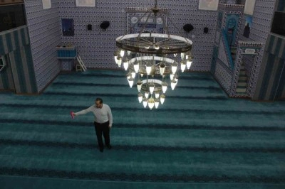 Siirt&rsquo;te 642 cami Ramazan ayına g&uuml;l suyuyla hazırlandı