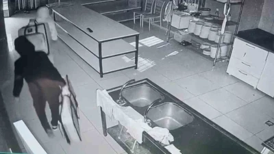 Siirt’te düğün salonundan 220 bin liralık müzik ekipmanı hırsızlığına 2 tutuklama
