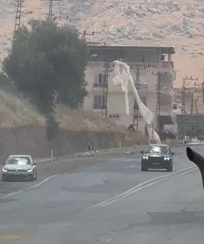 Siirt&rsquo;te elektrik direğinde &ccedil;ıkan yangın paniğe neden oldu
