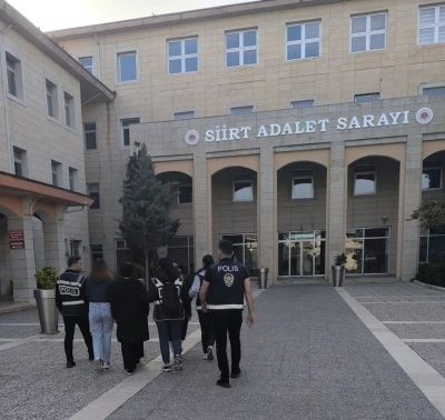 Siirt&rsquo;te hırsızlık girişiminde bulunan 3 kadın tutuklandı
